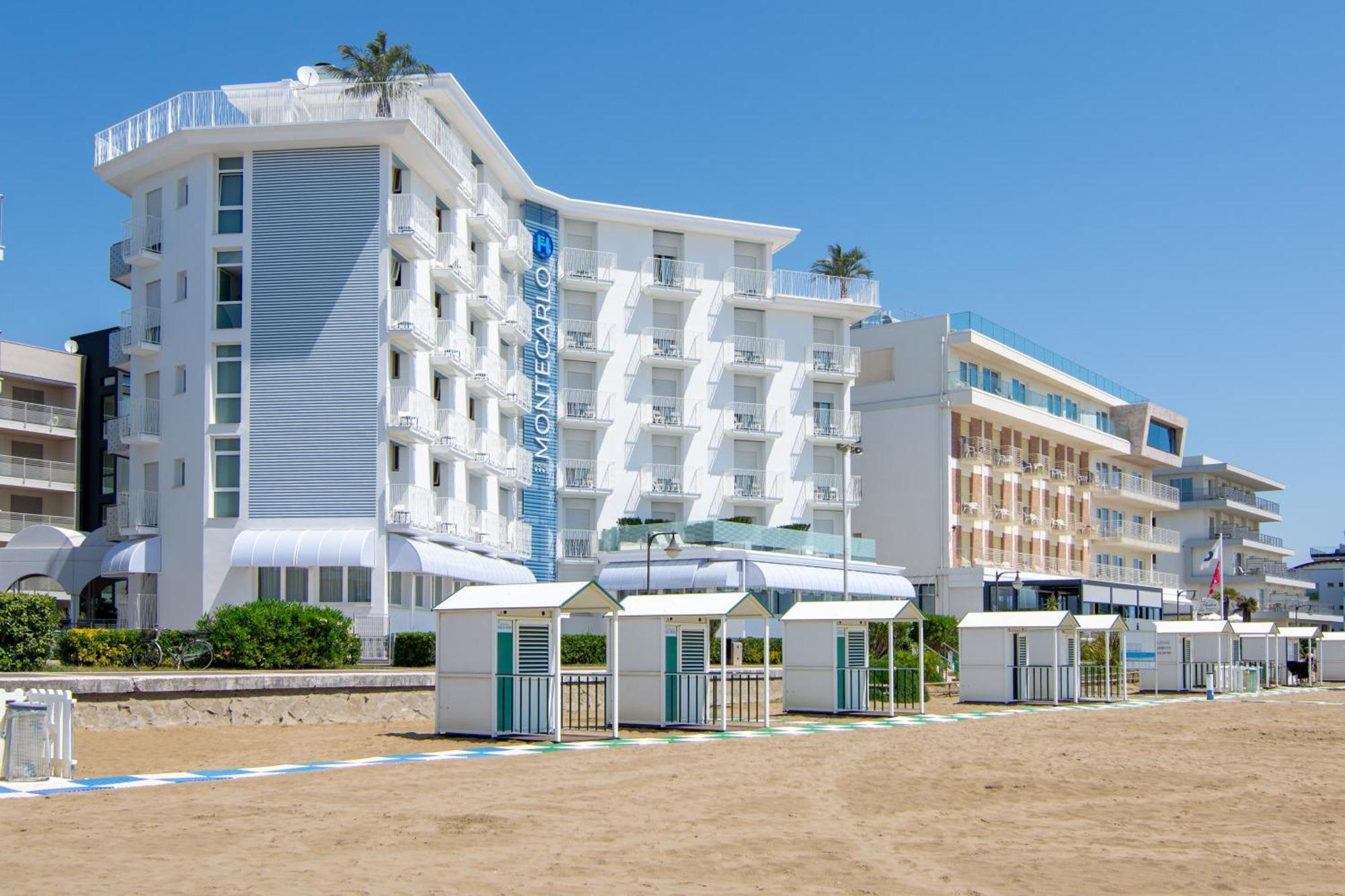 Hotel Montecarlo 3 Stelle Superior Caorle Exterior photo